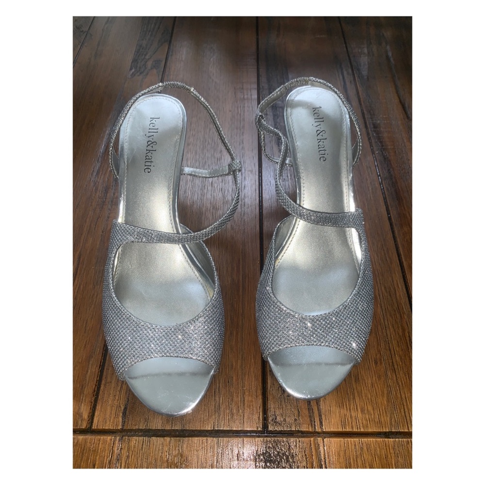 Kelly & Katie sparkly silver heels size 9.5